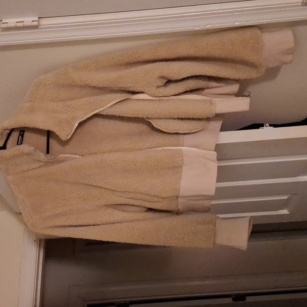 Soft teddy jacket - Picture 2 of 3